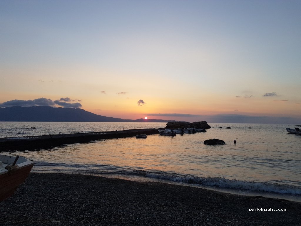(730 06) Paralia - Unnamed Road — foto 3