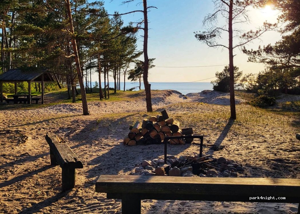(LV-3627) Užavas pagasts - Unnamed Road — foto