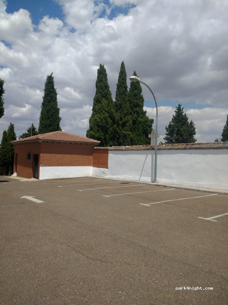 (45513) Santa Cruz del Retamar - 9 Camino del Cementerio — foto 4