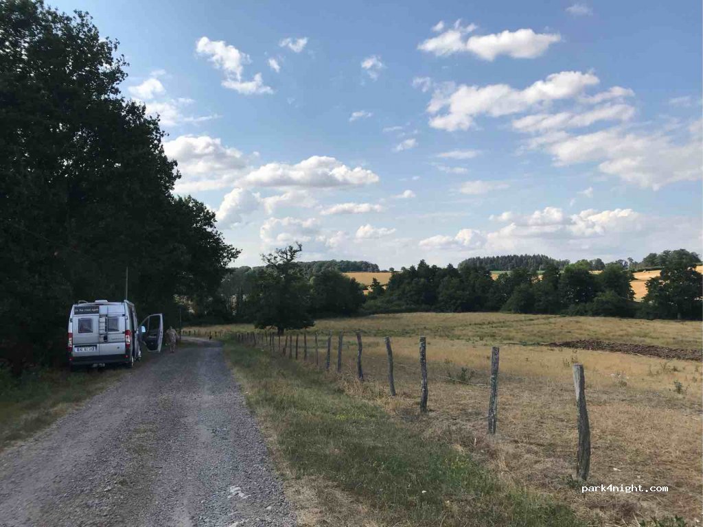 (58300) Charrin - Unnamed Road / D169 — foto