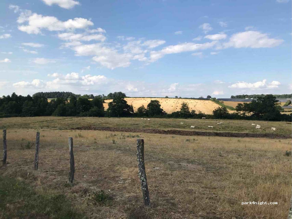 (58300) Charrin - Unnamed Road / D169 — foto 2