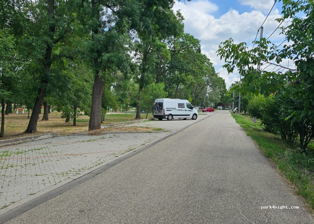 (5310) Kisújszállás - 1 Csatorna utca — foto 5