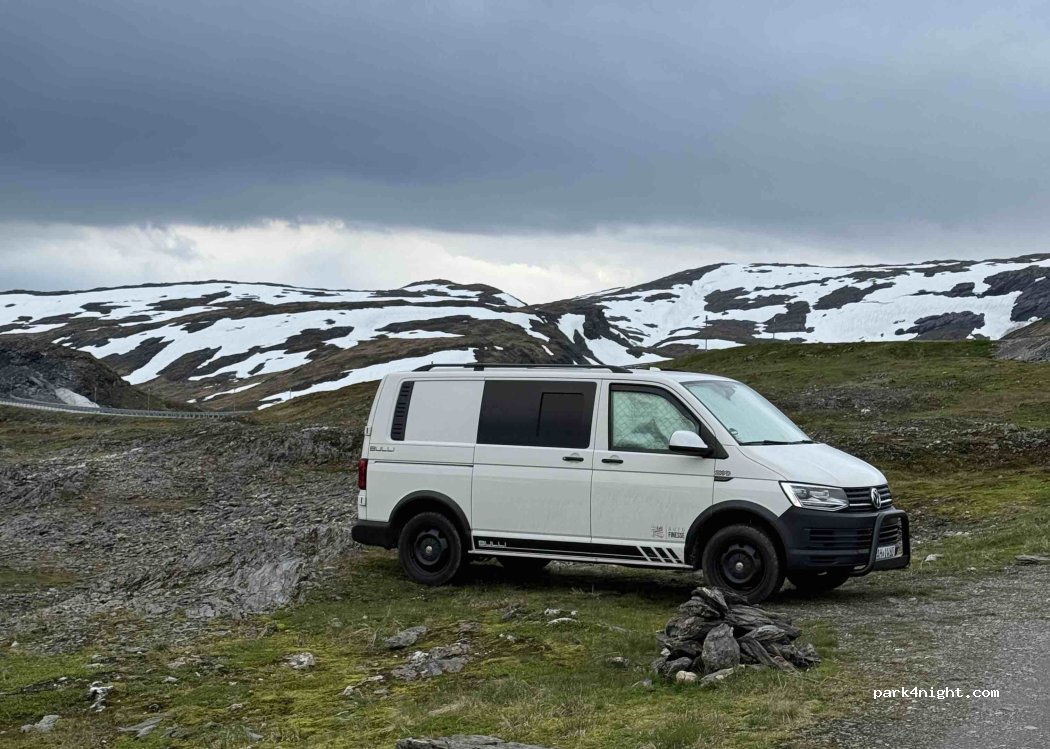 (6893) Vik i Sogn - Riksveg 13 — foto 2