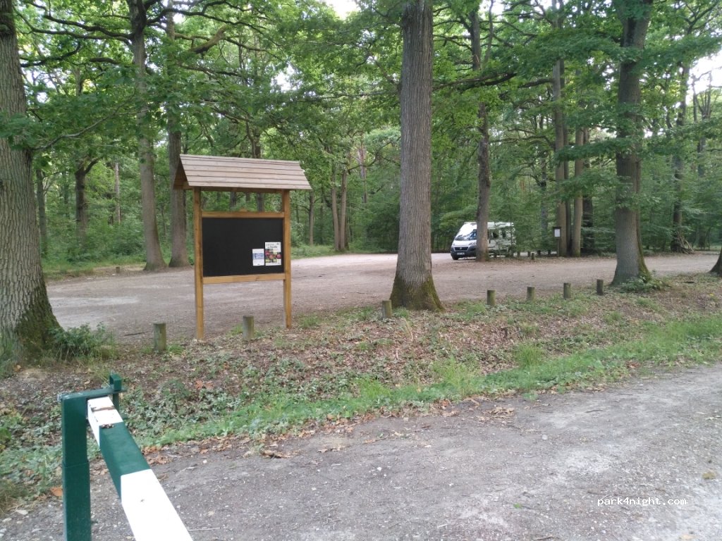 (91410) Dourdan - Route de le Frenaye — foto