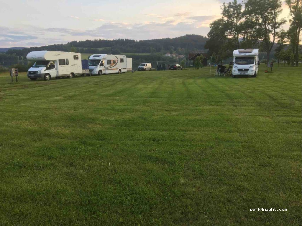 Caravancamping Horni Plana — foto