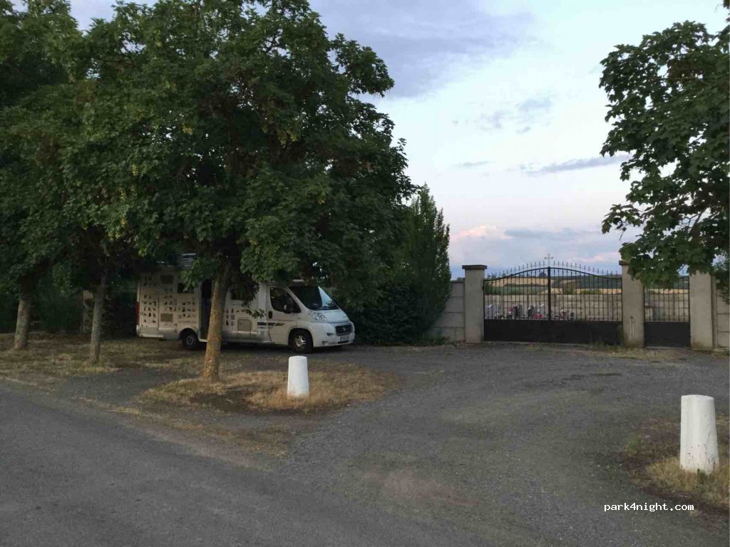 (63260) Saint-Gènes-du-Retz - 24 Rue Principale — foto 3