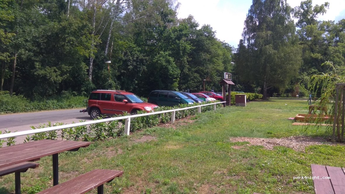 (290 01) Poděbrady - Obora — foto 2