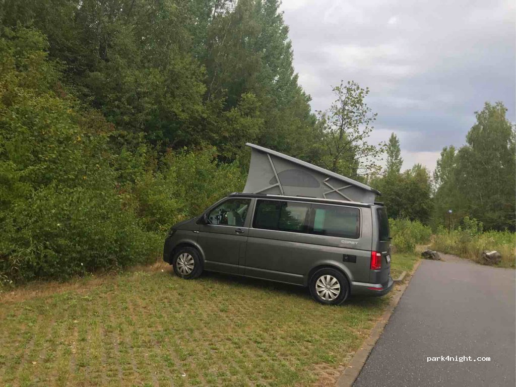 (52249) Eschweiler - 75 Zum Blaustein-See — foto 2