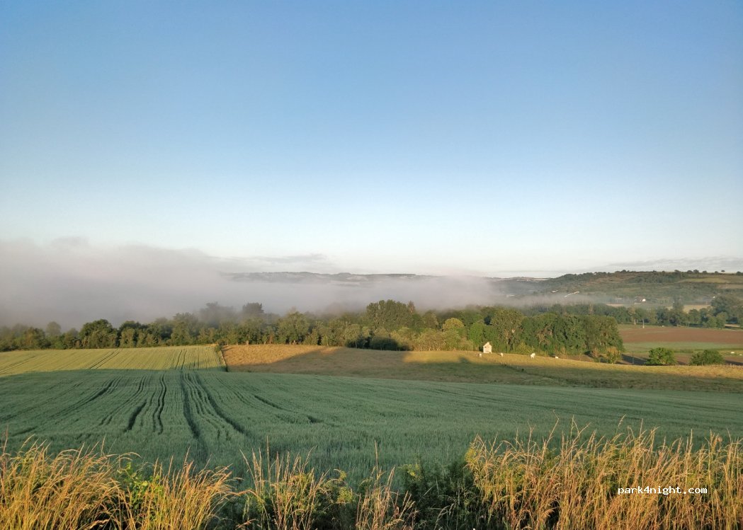 (03450) Vicq - Unnamed Road — foto 2