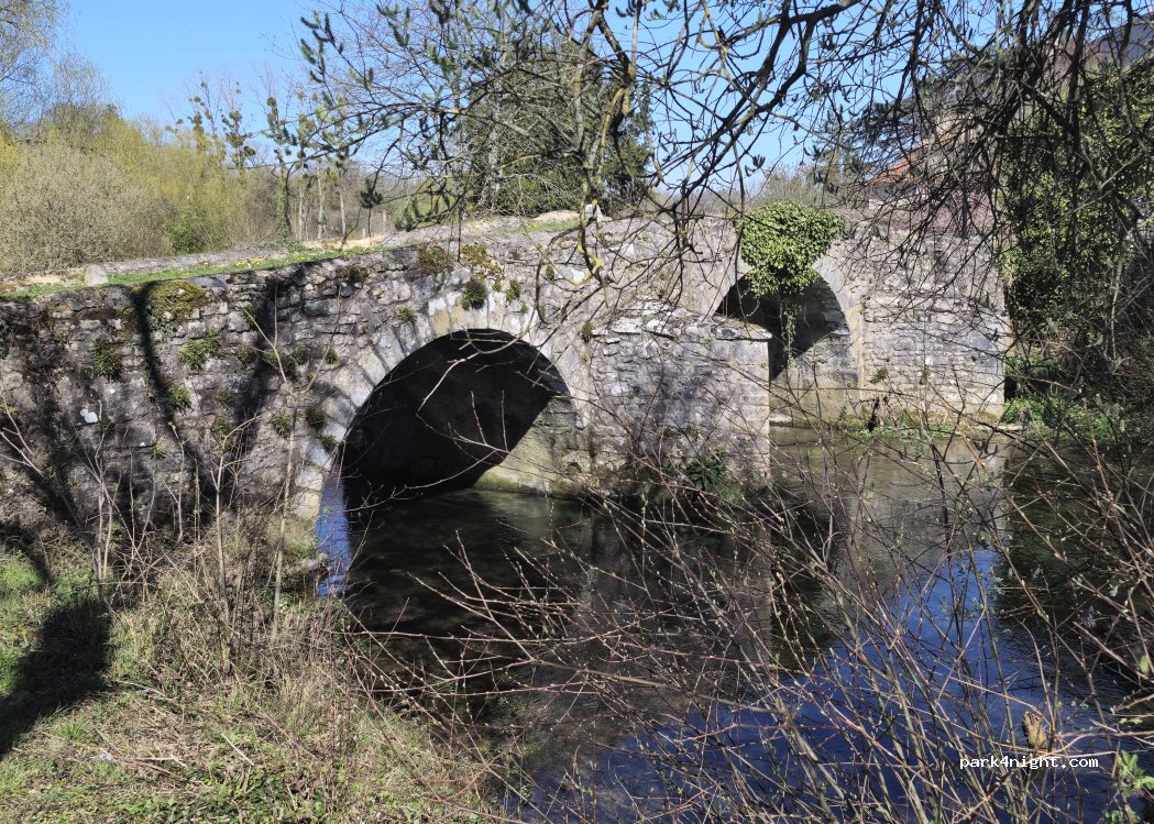 (86700) Vaux - Impasse du Gué — foto 5