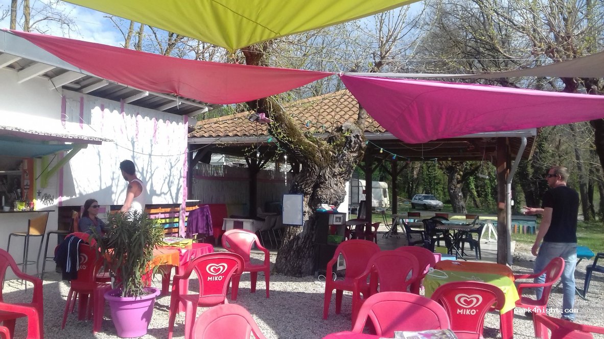 Camping municipal de vercheny — foto
