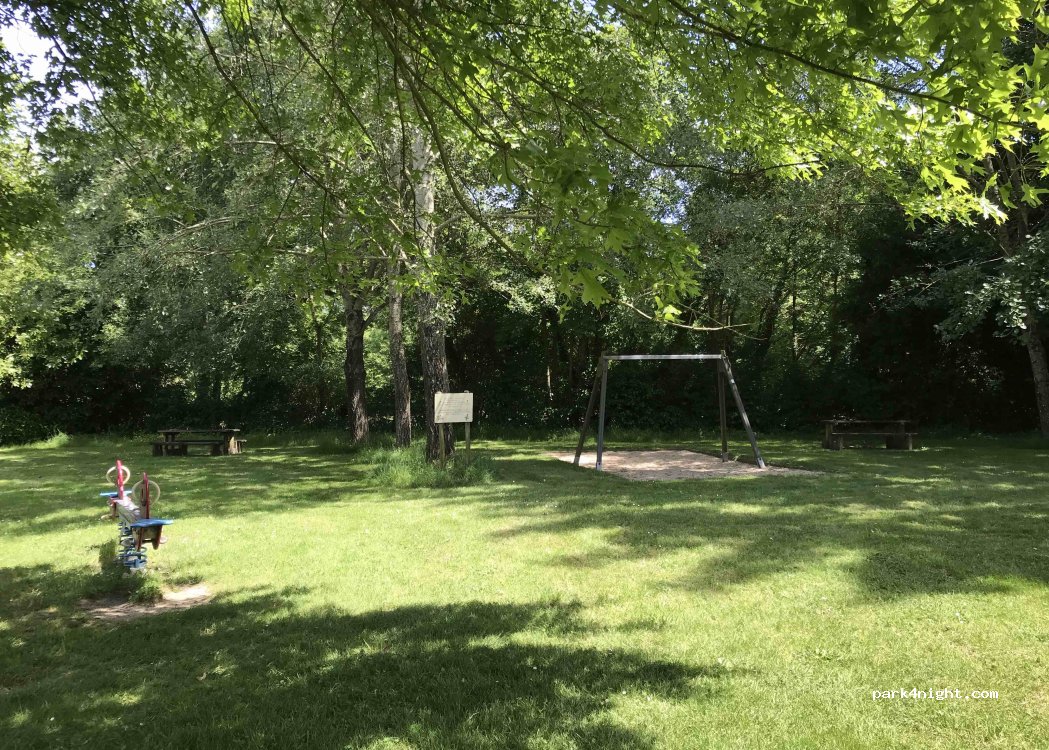 (79380) La Forêt-sur-Sèvre - 13 Rue Mal de Lattre de Tassigny — foto 4
