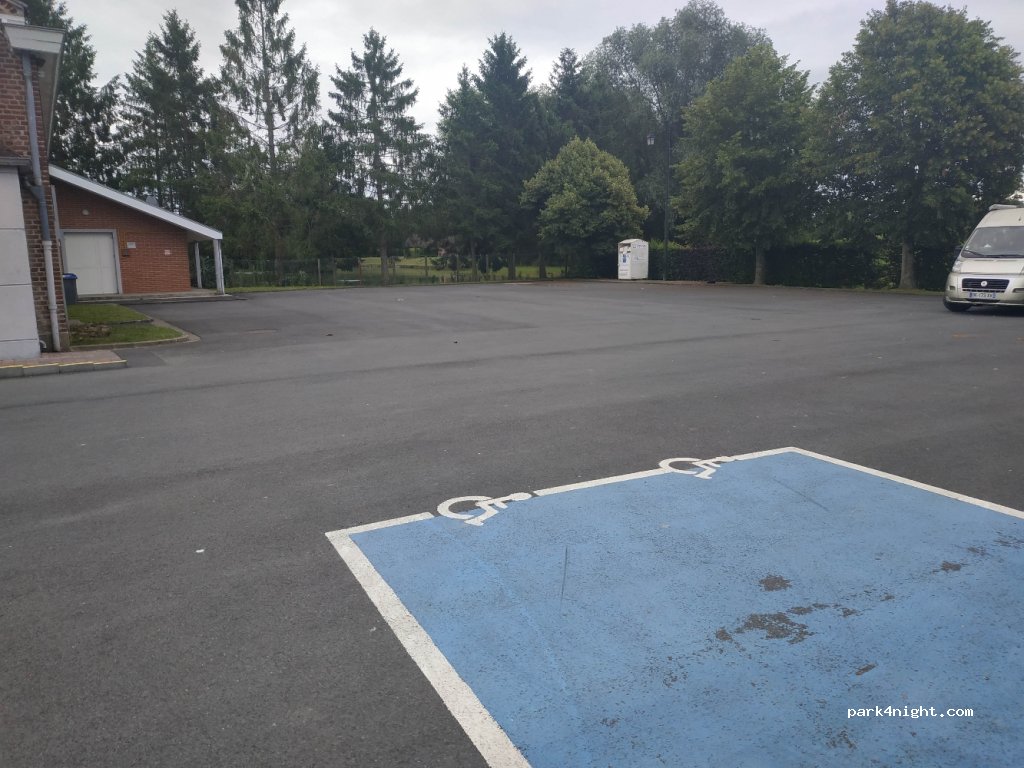 (59288) Preux-au-Bois - 1 Rue du Village — foto