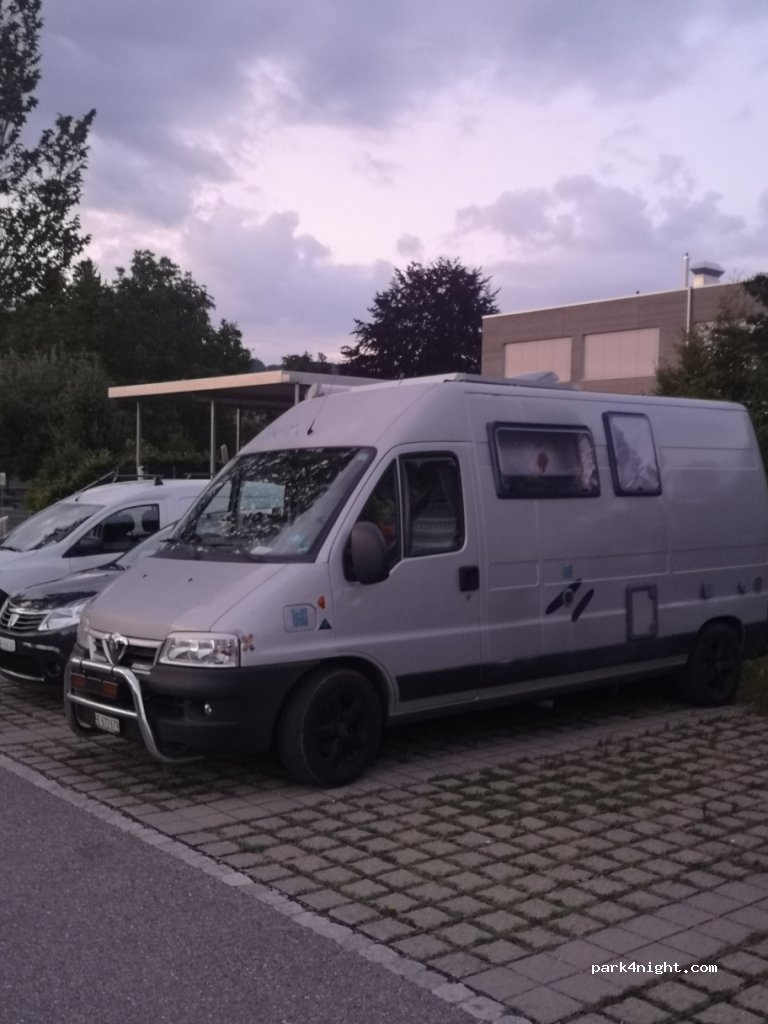 (5734) Reinach - 8 Saalbaustrasse — foto