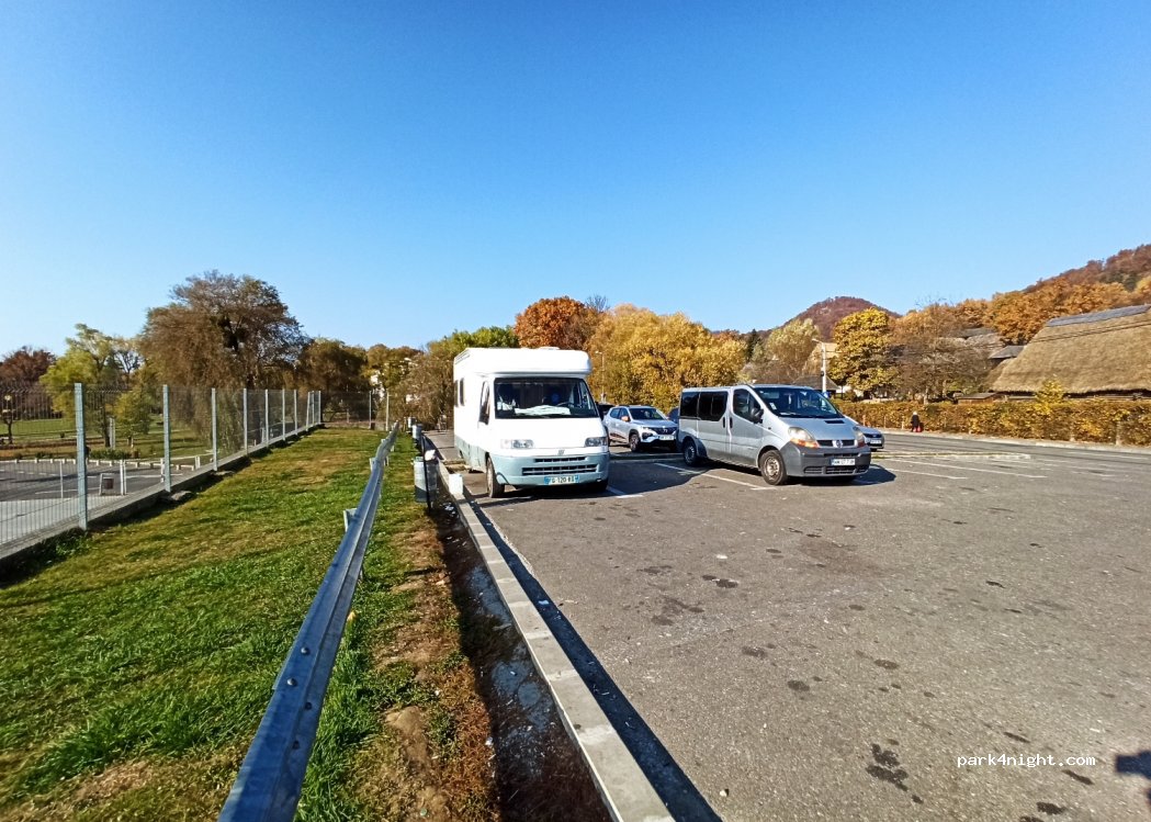 (430165) Baia Mare - 12 Strada Dealul Florilor — foto 3