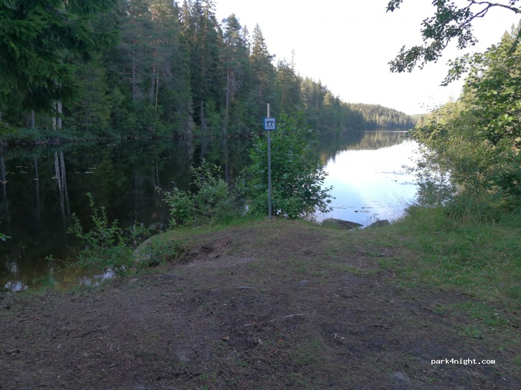 (670 20) Glava - Unnamed Road — foto
