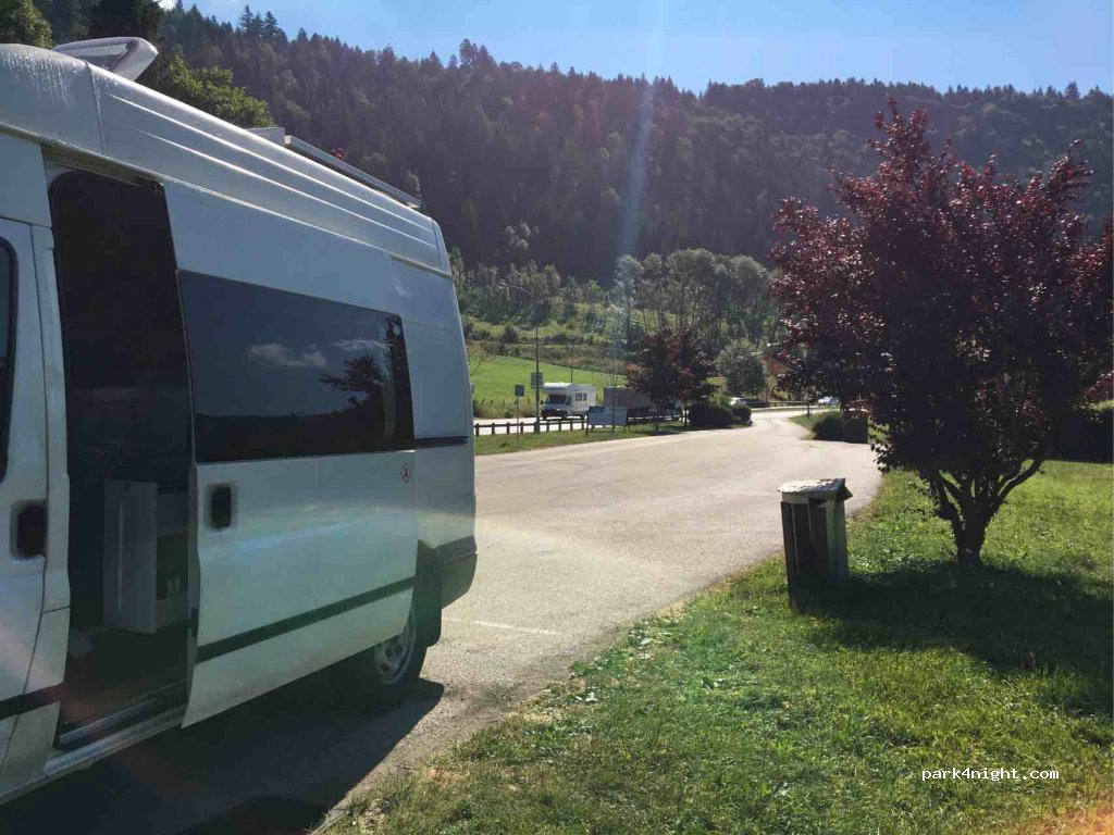 (25300) La Cluse-et-Mijoux - 2 La Fontainette — foto 2