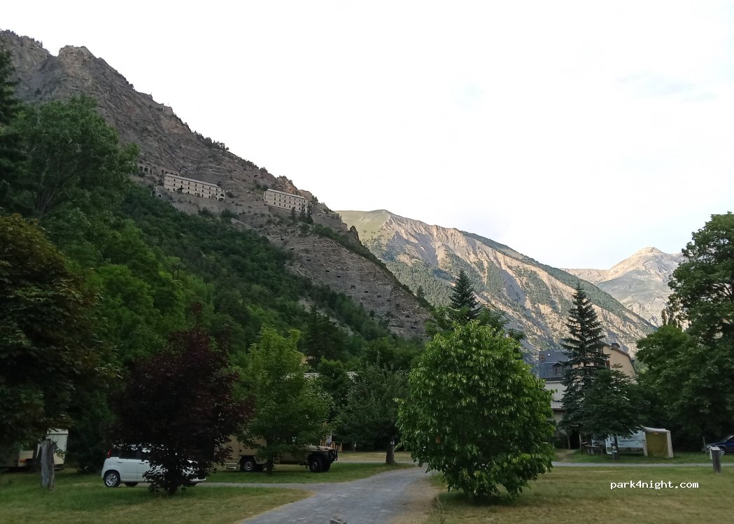 CAMPING GITE D'ETAPE CHAMP-FELEZE — foto 5