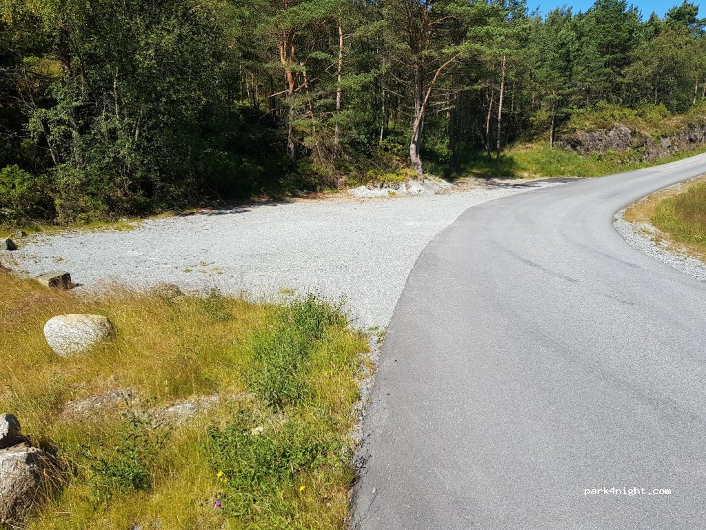 (5437) Finnås - Vornesvegen — foto