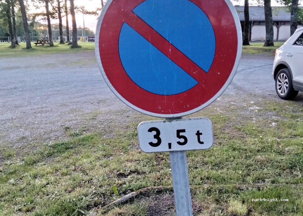 (23380) Ajain - 17 Route du Stade — foto 4