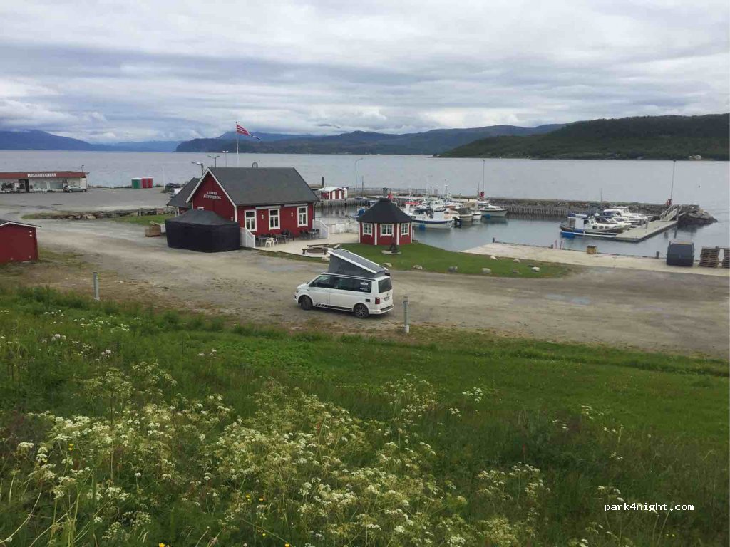 (9372) Gibostad - 52 Sekundær Fylkesveg 271 — foto