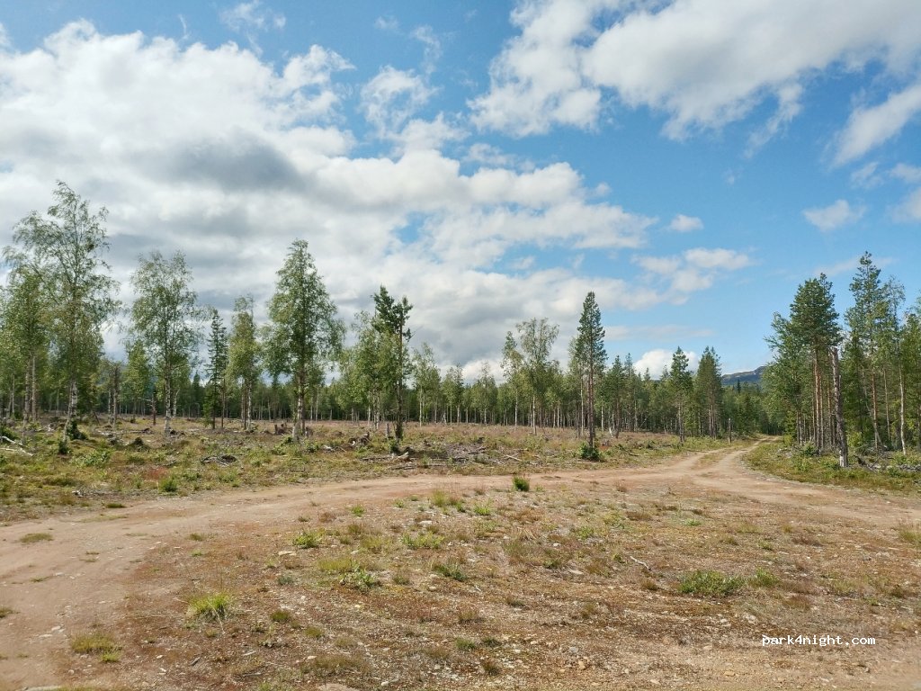 (830 12) Vålådalen - Unnamed Road — foto 3