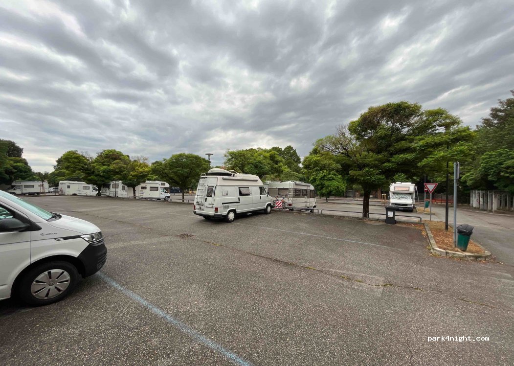 Parcheggio Camper service Gorizia — foto 3