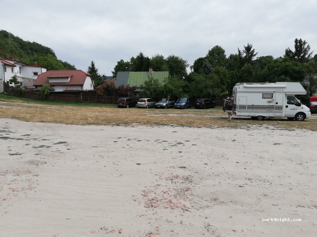 (24-120) Kazimierz Dolny - 11 Nadrzeczna — foto 2