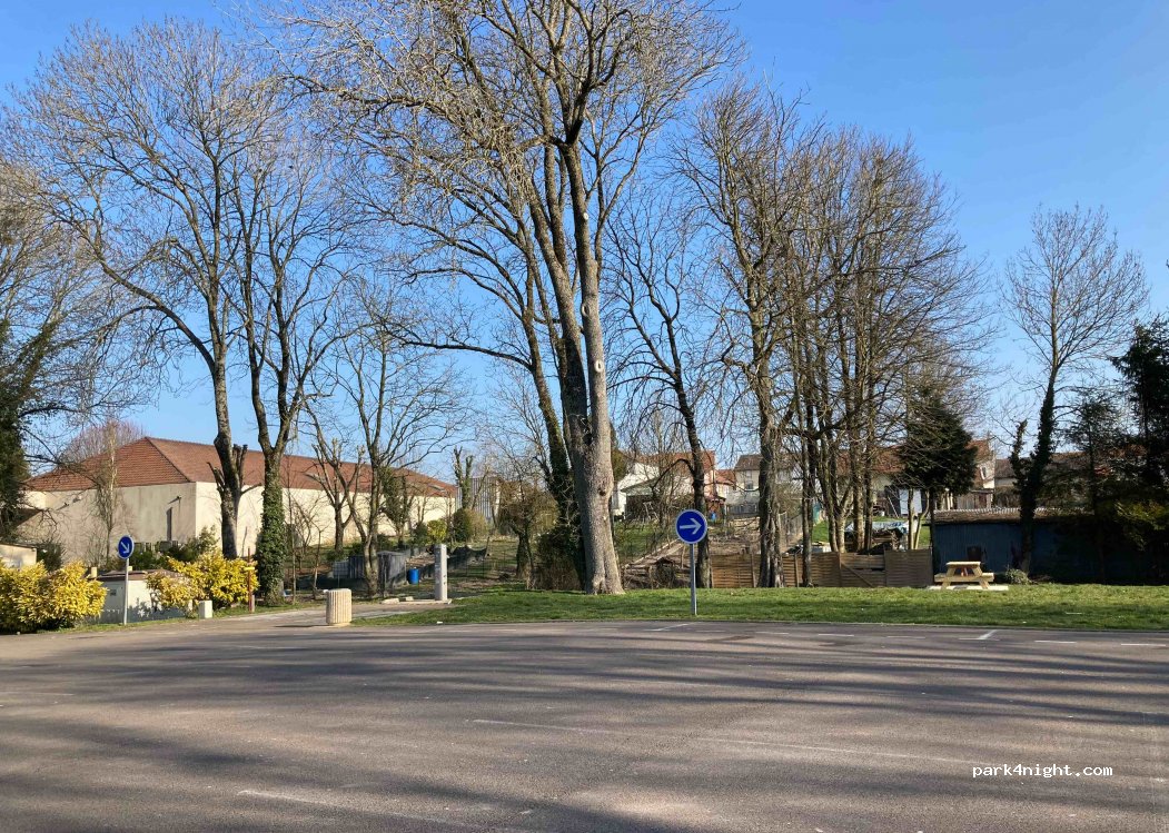 (51600) Suippes - 2 Rue de l'Abreuvoir — foto
