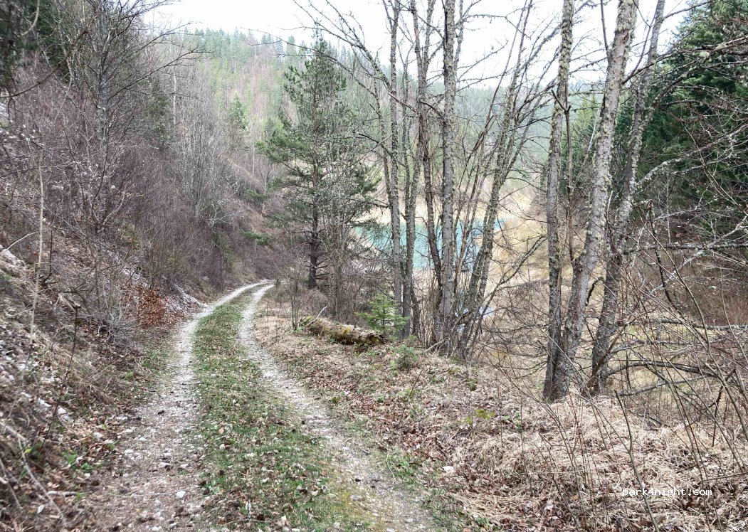 (31251) Zaovine - Unnamed Road — foto 4