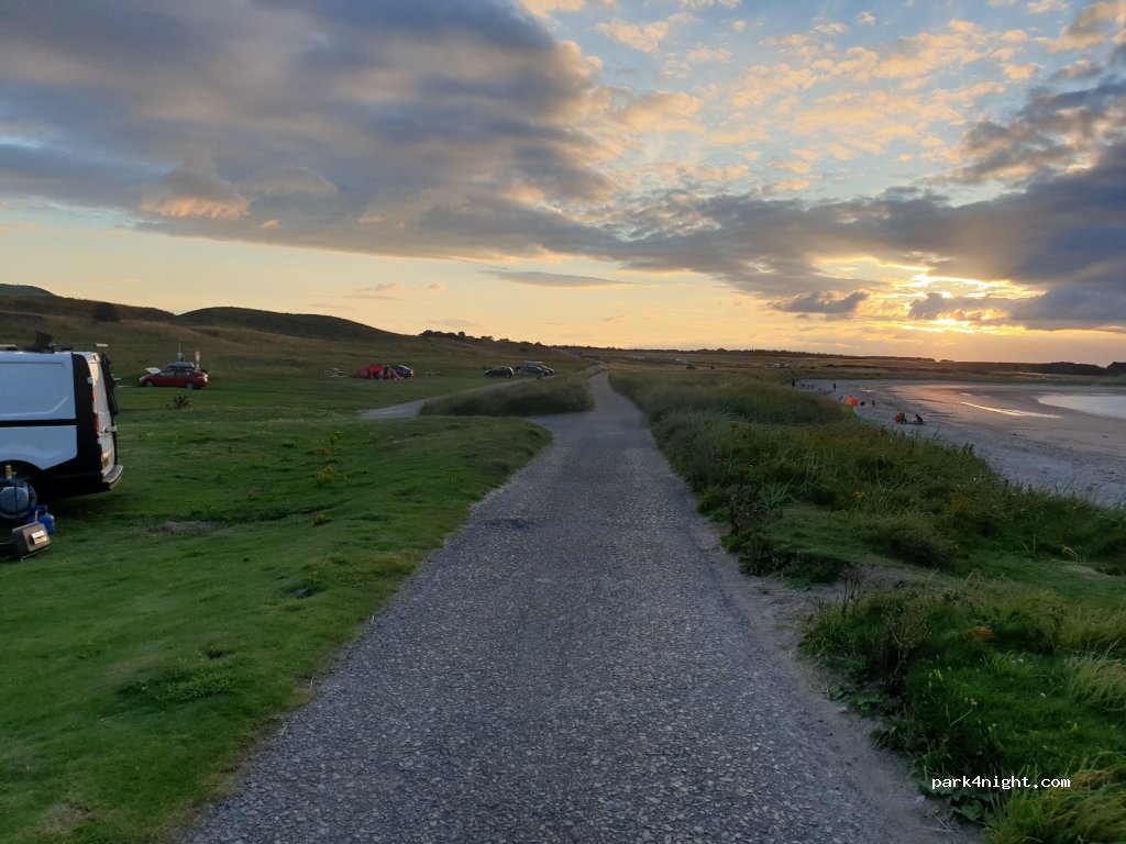 (EH42 1QP)  - Unnamed Road — foto