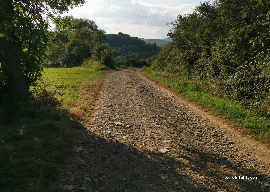 (63450) Olloix - Rue du Puy de Marquerole — foto 4