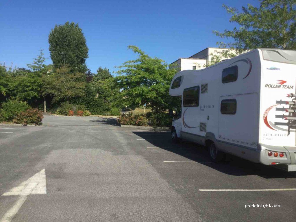 (35640) Martigné-Ferchaud - Avenue du Maréchal Foch — foto