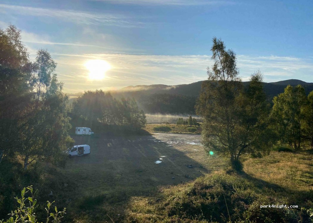 (IV4 7LY) Beauly - Unnamed Road / Loch Affric — foto