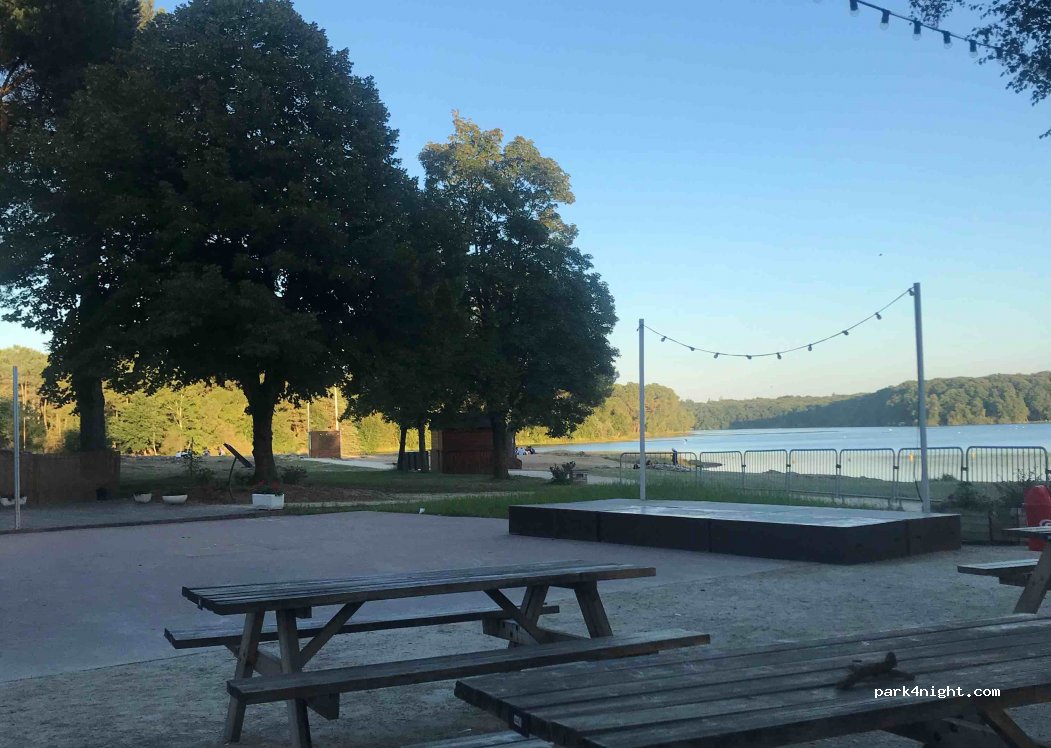 Camping et Gîtes - Lac de Trémelin — foto