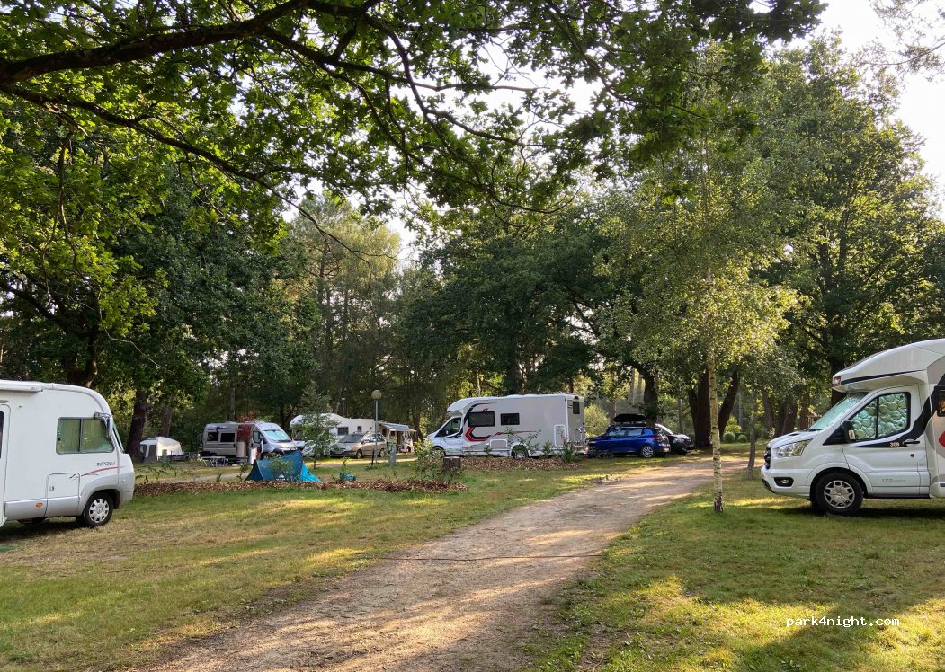 Camping et Gîtes - Lac de Trémelin — foto 2