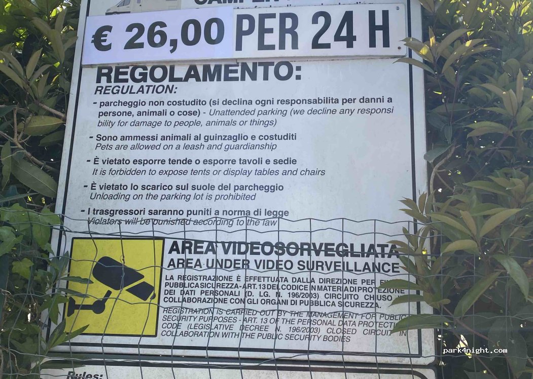 Area Sosta Camper Paradiso Salò — foto 5