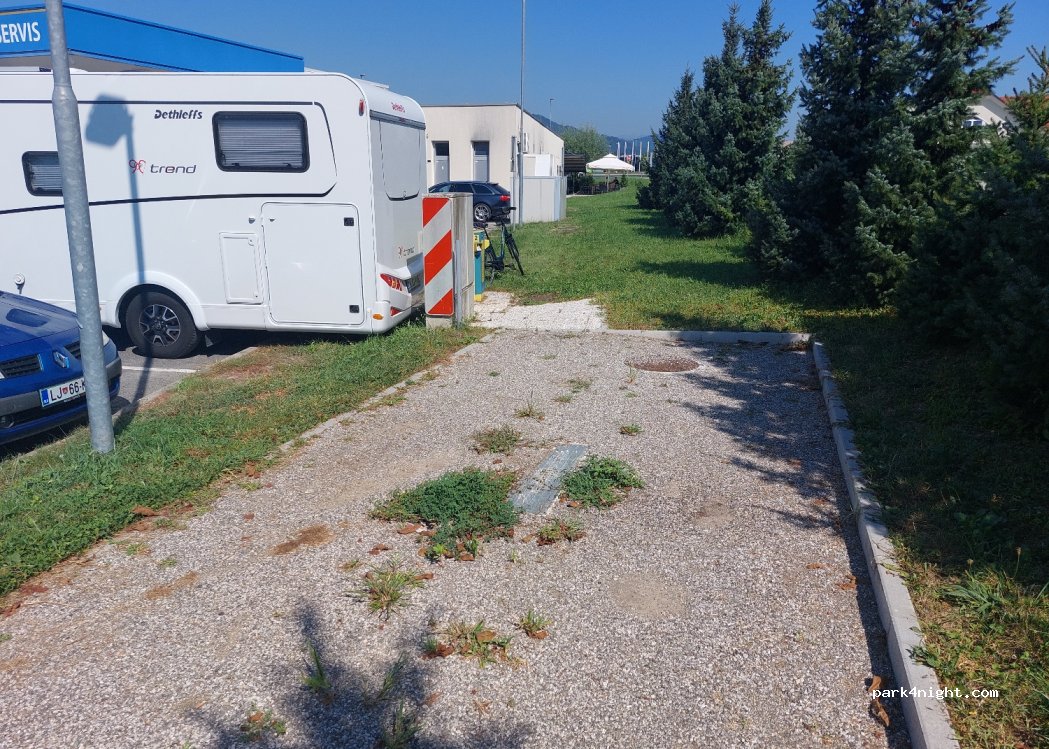 (4220) Škofja Loka - Grenc 57 210 — foto 3