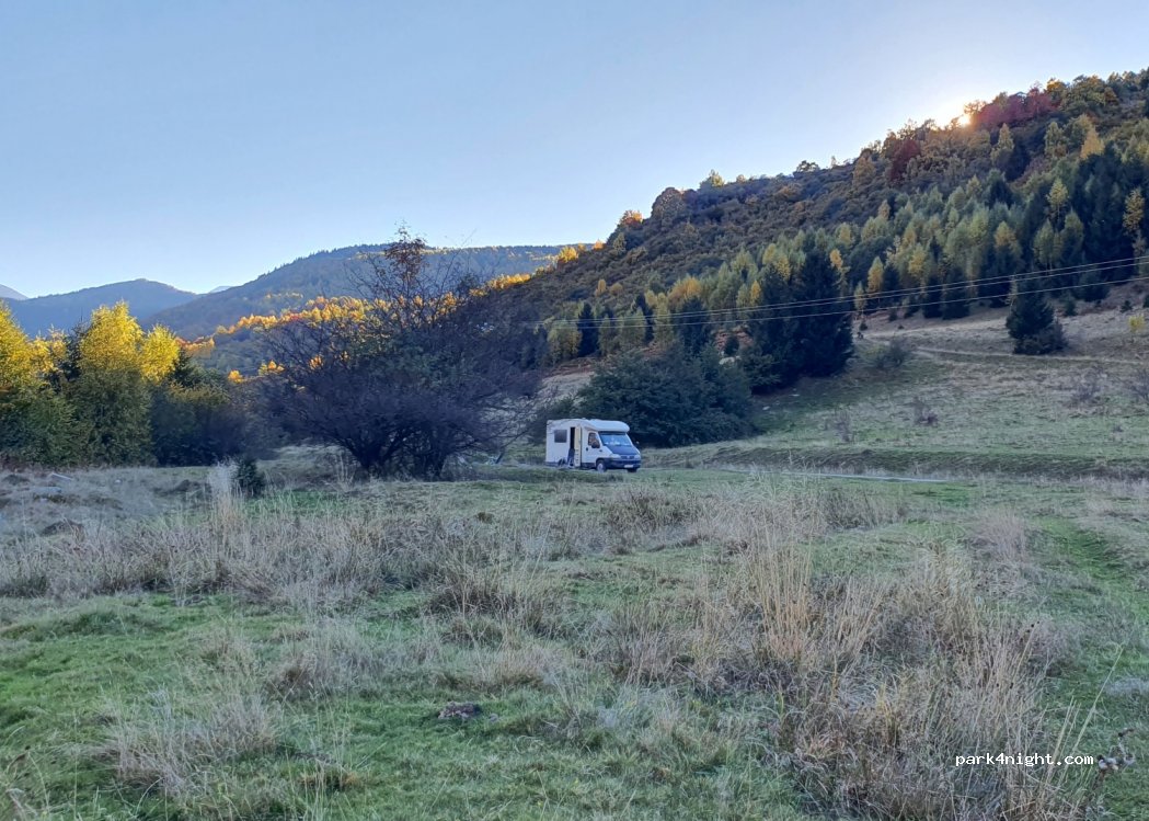 () Cârnic - DJ667A — foto 3
