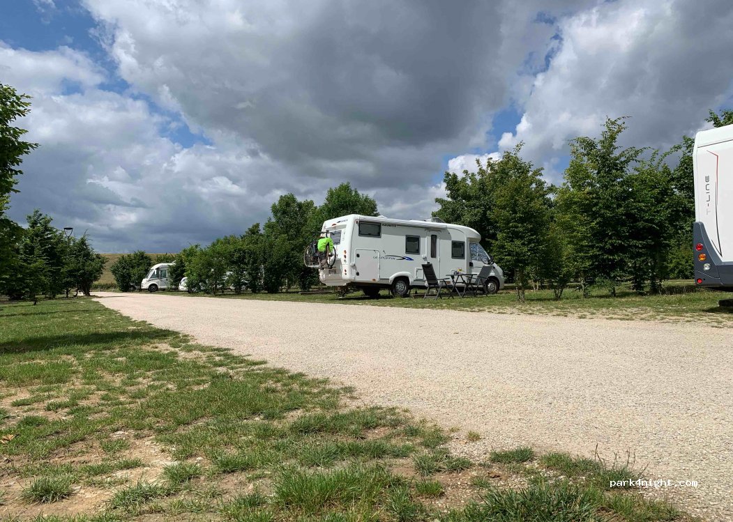 Aire Camping-Car Park du Lac du Der Casino — foto 3