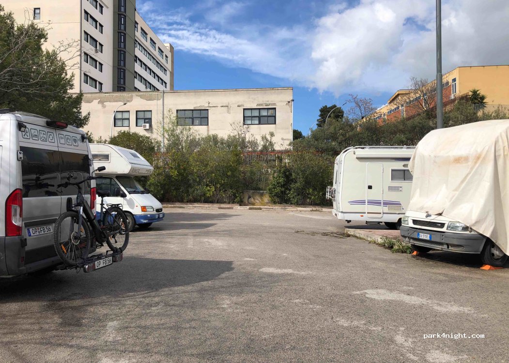 (93100) Caltanissetta - Via Antonio Guastaferro — foto 5