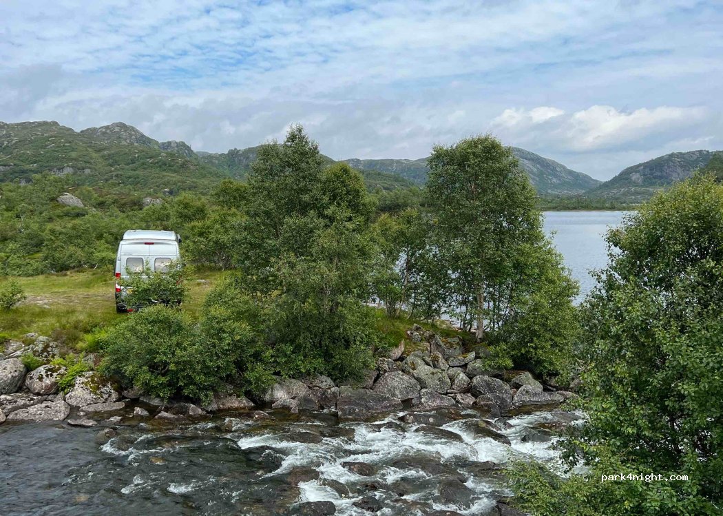 (4443) Tjørhom - 30 Sekundær Fylkesveg 986 — foto 4