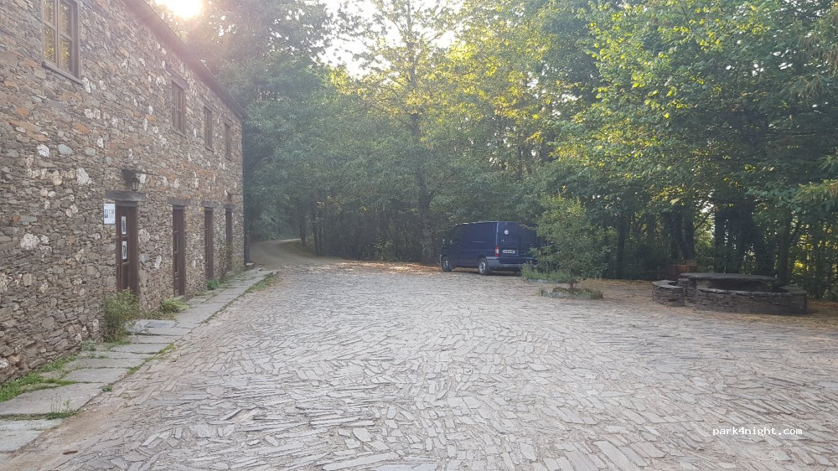 (3305) Benfeita - Unnamed Road — foto
