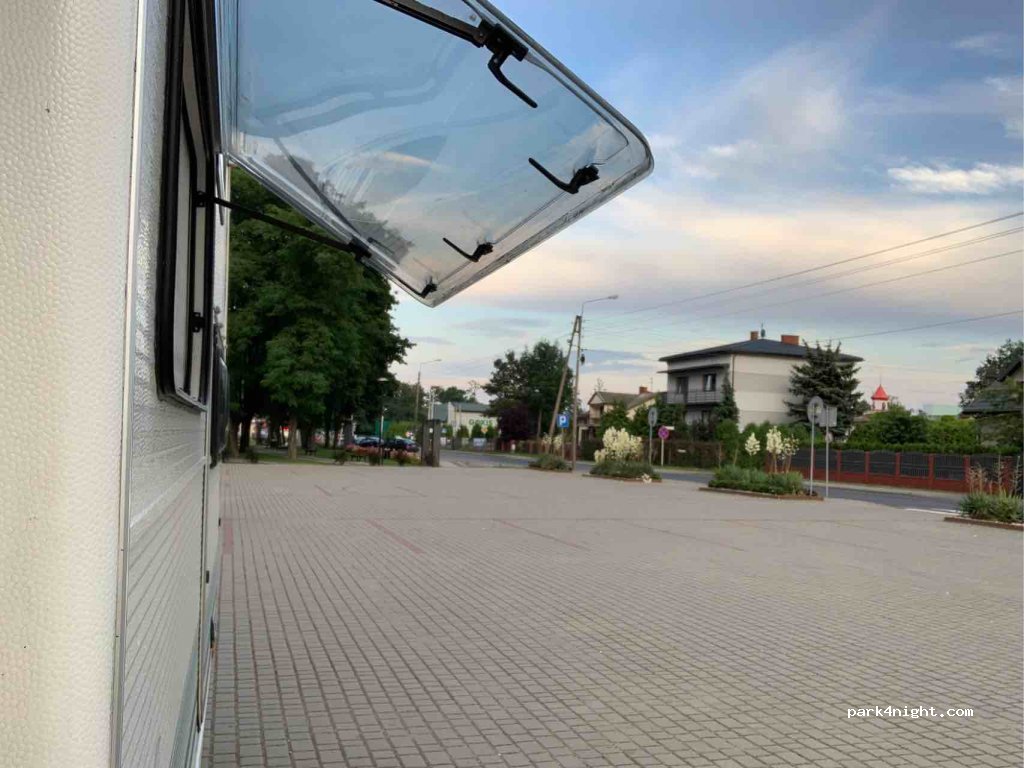 (99-420) Łyszkowice - 5 Kościelna — foto 3