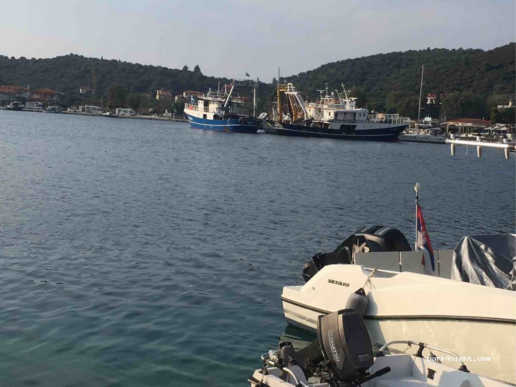 (630 72) Koufos - Eparchiaki Odos Nikitis-Sartis — foto 3