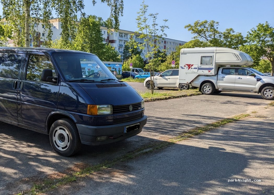 (18109) Rostock - 2 Flensburger Straße — foto 2