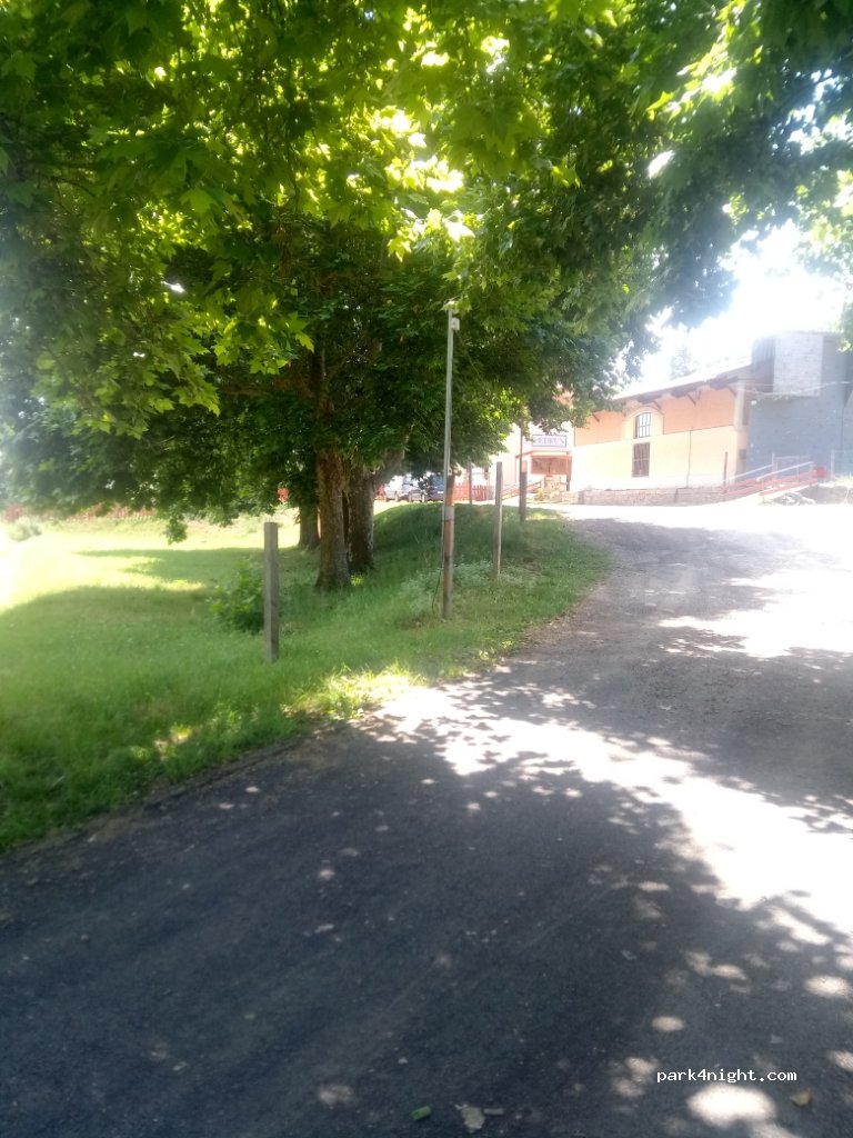 (24820) Pedrún de Torío - 23 Avenida la Estación — foto 2
