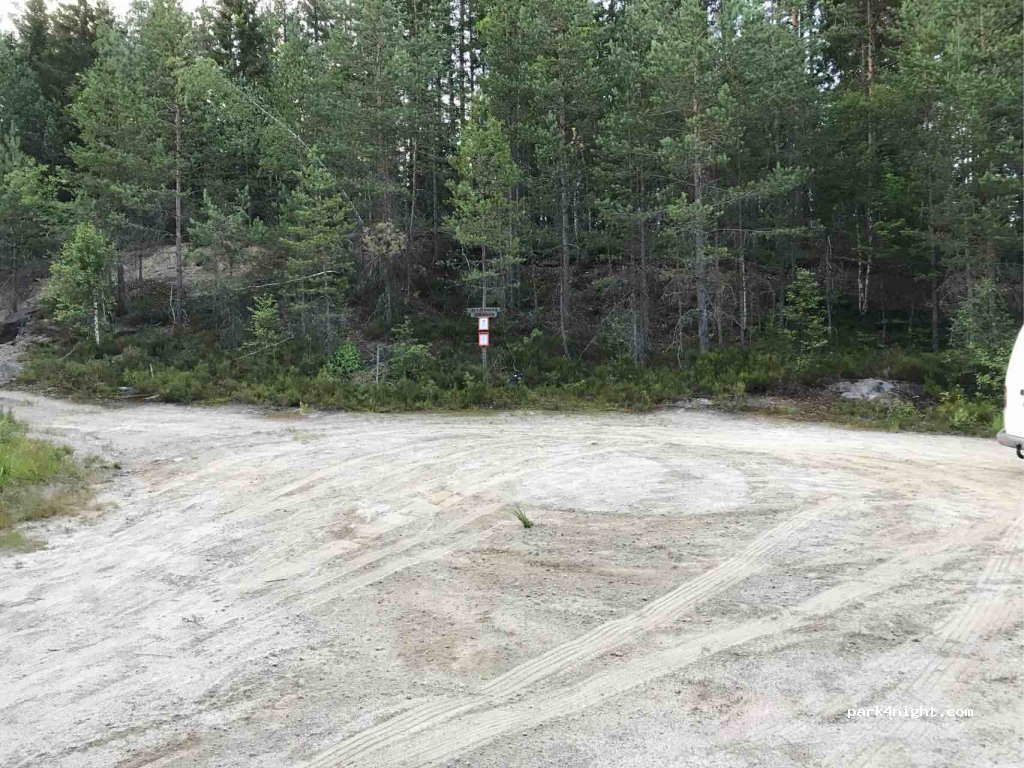 (3760) Neslandsvatn - Unnamed Road — foto