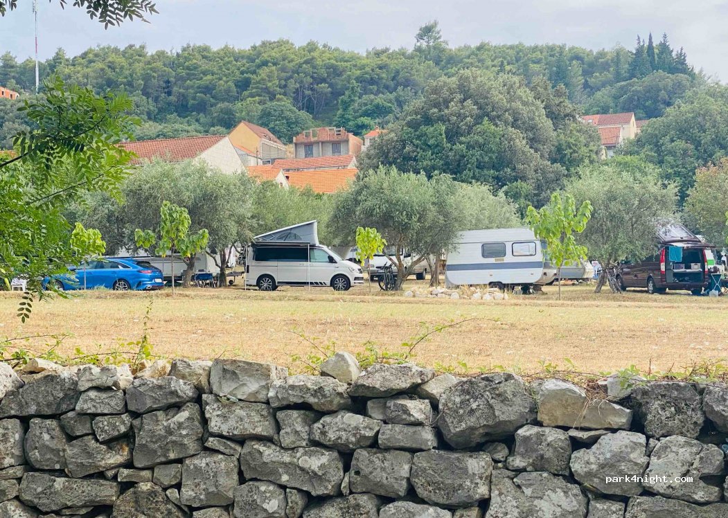 Campeggio Vela Postrana — foto 2