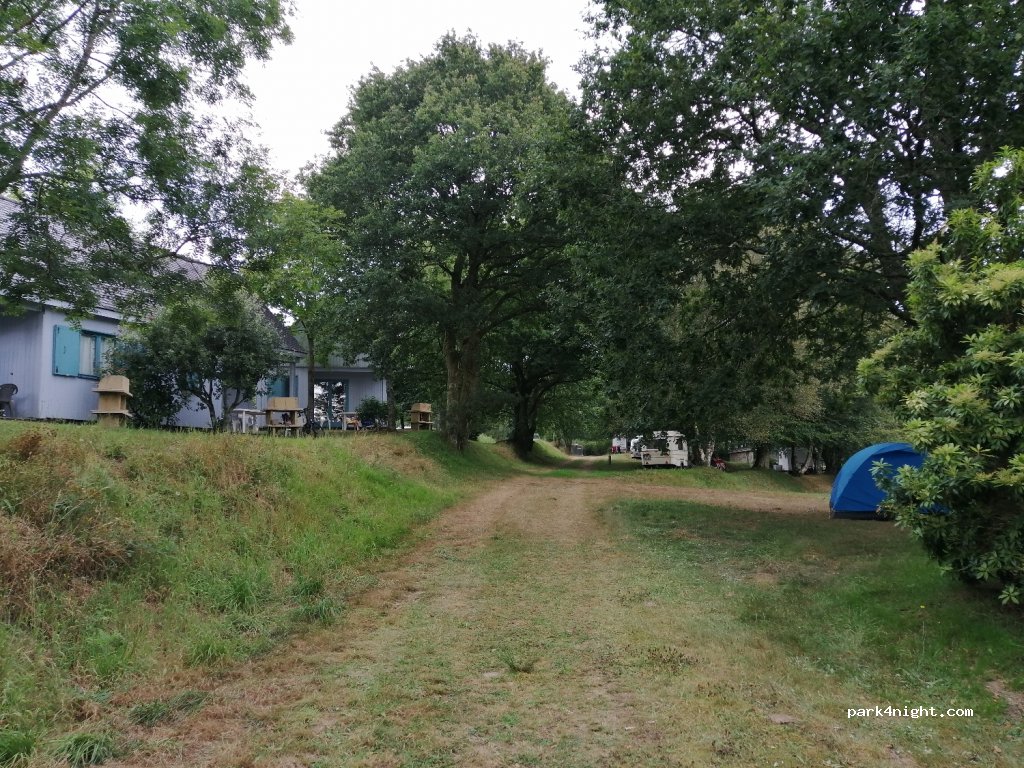 Camping Municipal — foto 2